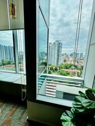 Arc 380 (D8), Office #498704161